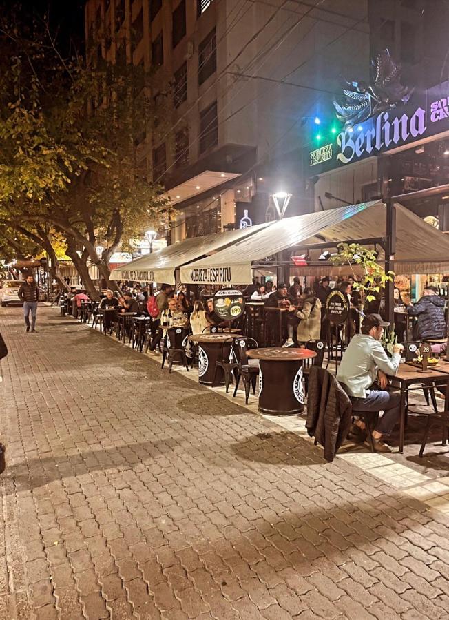 Апартаменти Departamento En Peatonal Мендоса Екстер'єр фото